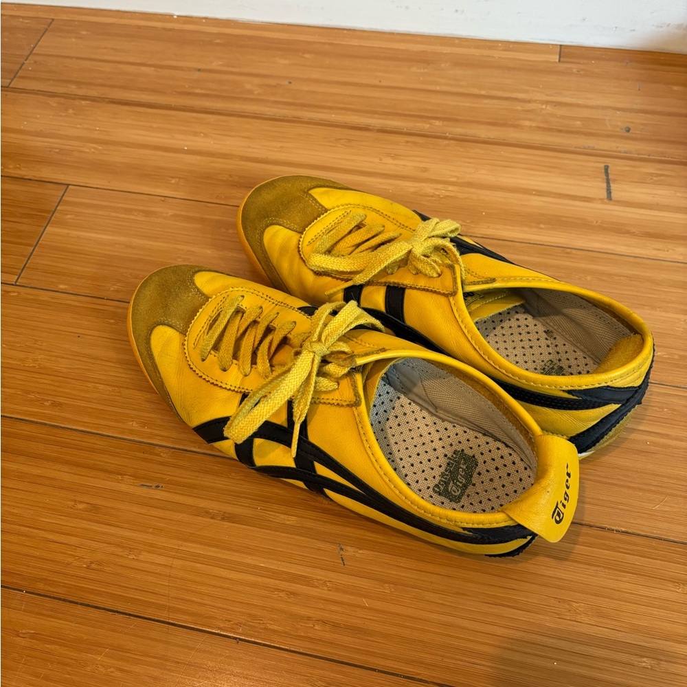 Onitsuka Tiger Yellow and Black Sneakers